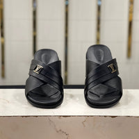 Sable Stride - TM- 00348 BLK