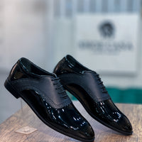 TM-00415 Black patent glossy