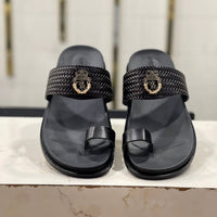 TM 00358 BLK