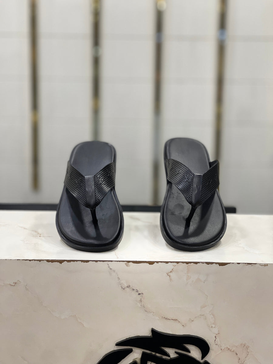 tm -TM00454-blk
