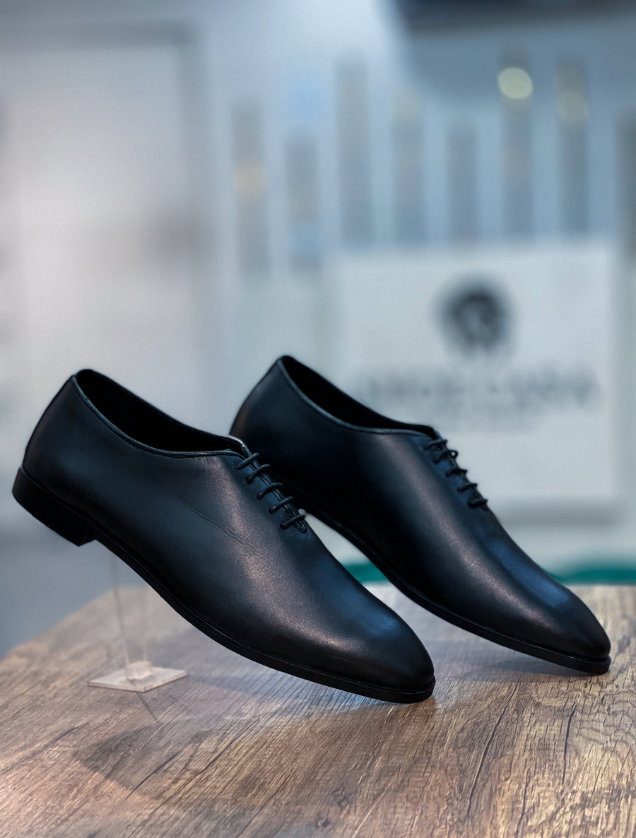 TM-00386 M-black whole cut