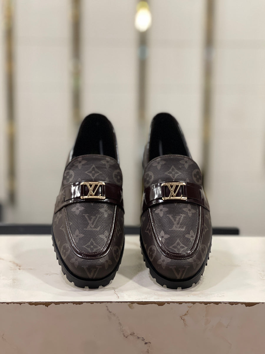TM-00444 Brown
