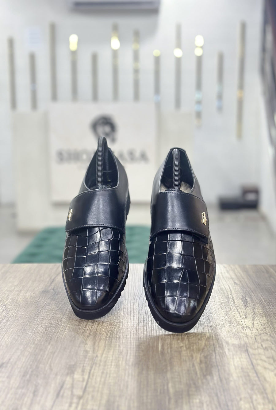 TM-00435 BLACK